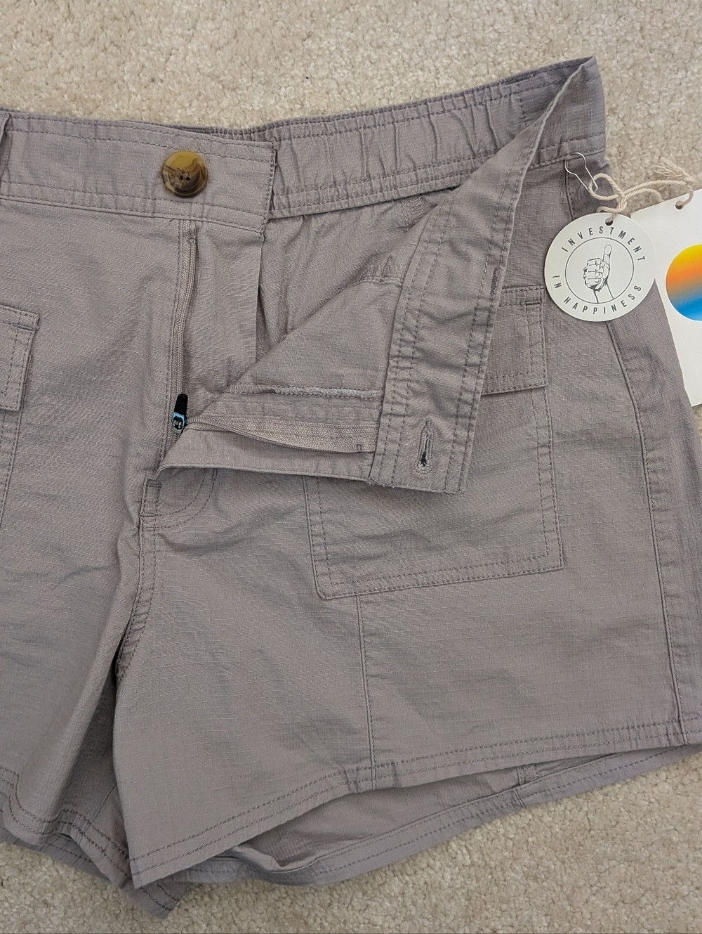 NWT Vuori gray shorts large - Picture 3 of 7